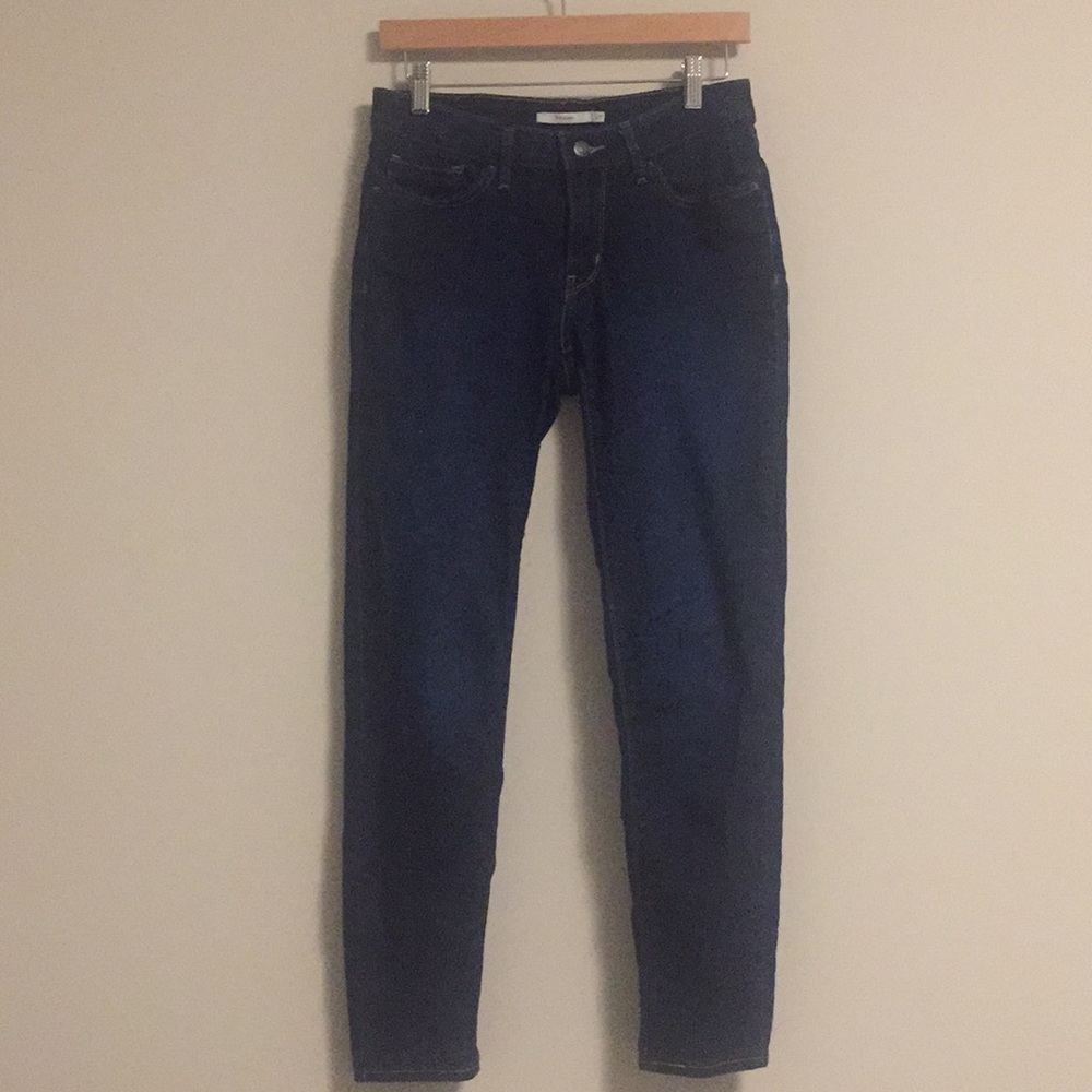 Levi’s 711 skinny jeans